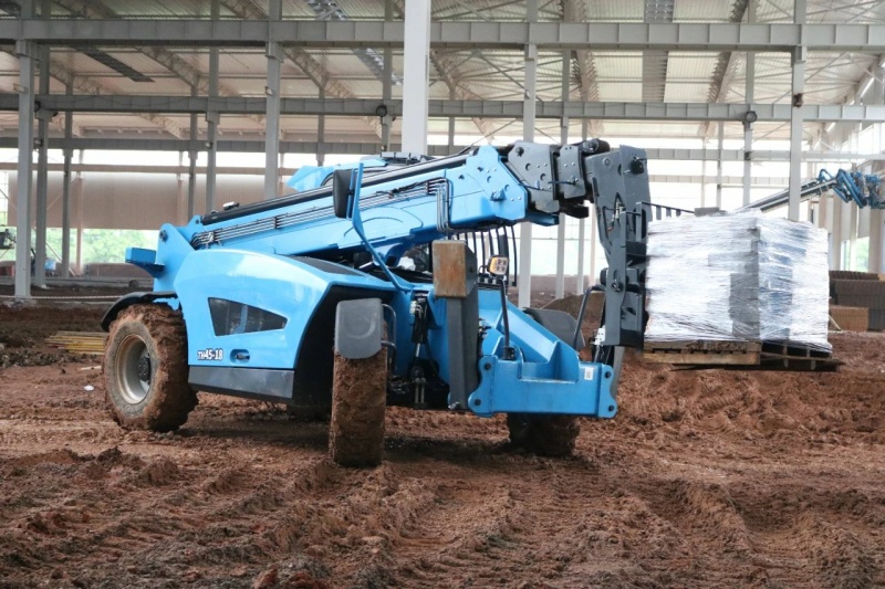 Телескопический погрузчик SINOBOOM TH45-18