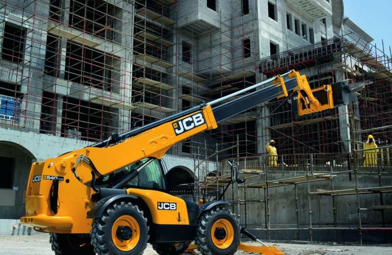 Телескопический погрузчик JCB 540-170, грузоподъемность 4000 кг