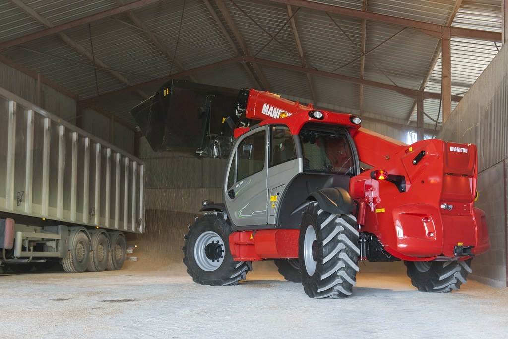 Телескопический погрузчик MANITOU MLT-X 960, грузоподъемность 6000 кг