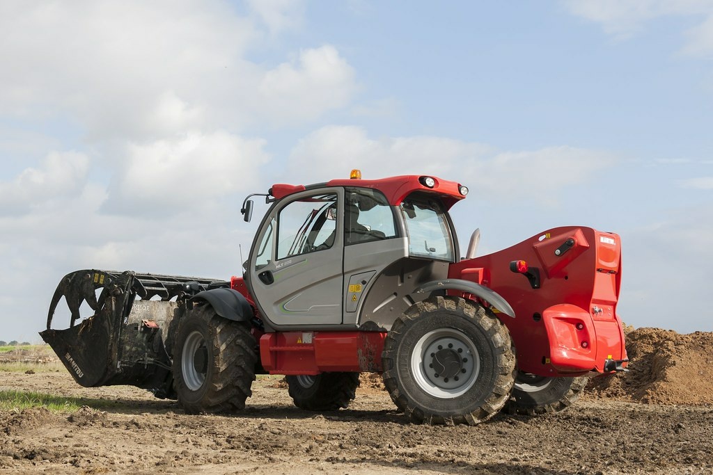 Телескопический погрузчик MANITOU MLT-X 960, грузоподъемность 6000 кг