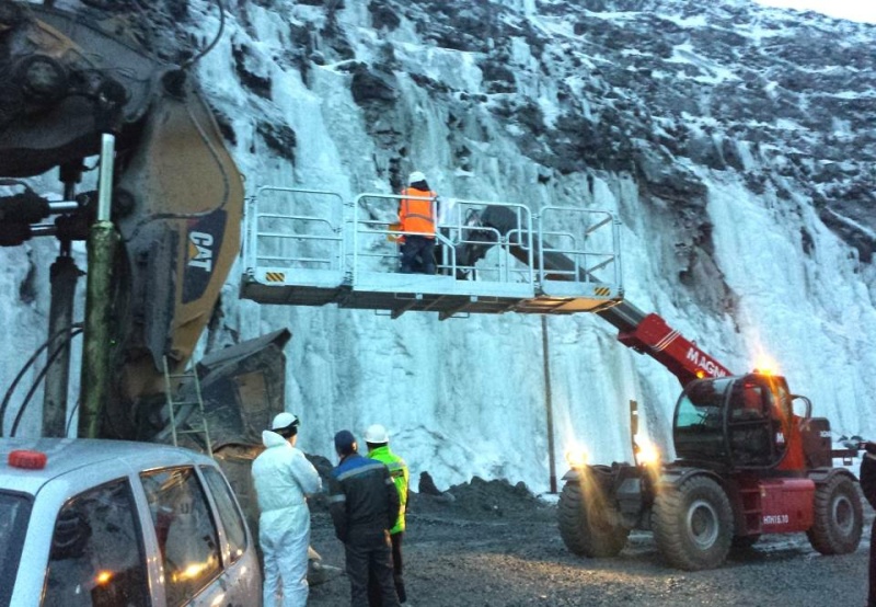 Тяжелый телескопический погрузчик MAGNI HTH 16.10