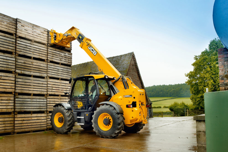 Телескопический погрузчик JCB 550-80