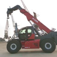 Тяжелый телескопический погрузчик MAGNI HTH 35.12 HV Market