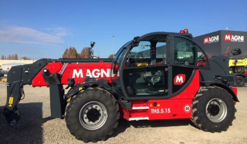Фронтальный телескопический погрузчик MAGNI TH 6.20
