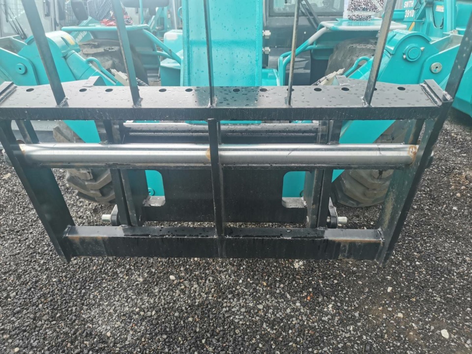 Телескопический погрузчик Sunward SWTH3910, грузоподъемность 4000 кг