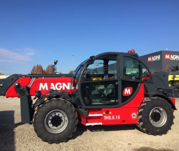 Фронтальный телескопический погрузчик MAGNI TH 5,5.15
