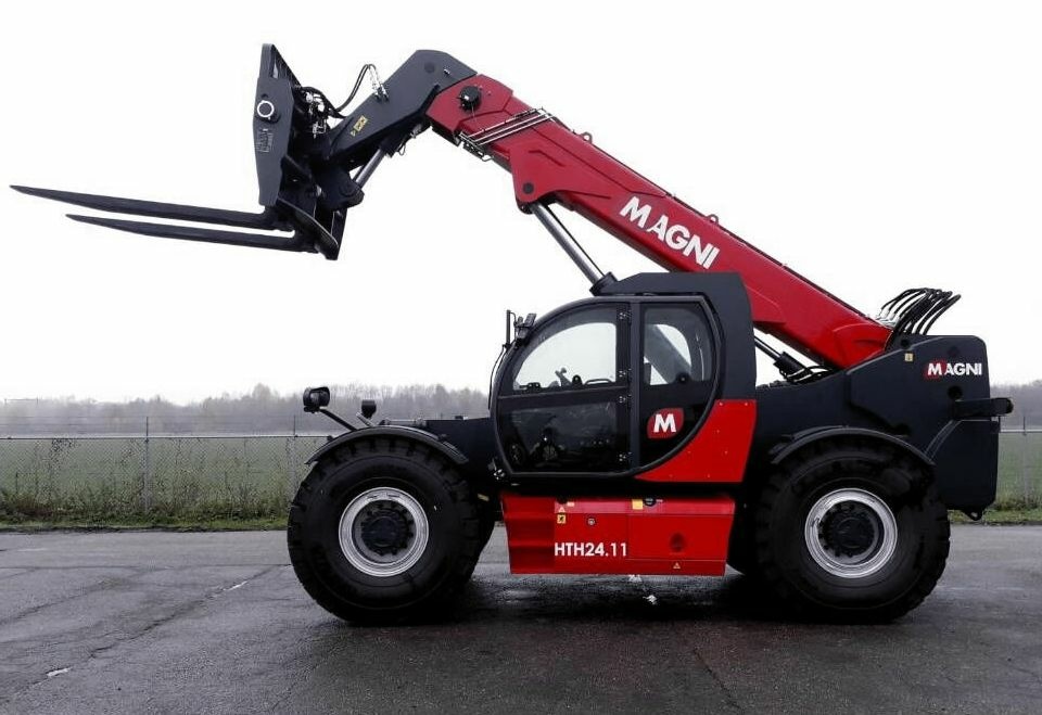 Тяжелый телескопический погрузчик MAGNI HTH 24.11, грузоподъемность 24000 кг