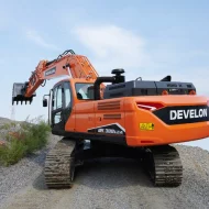 Гусеничный экскаватор DEVELON DX300LCA-7M, мощность двигателя 205 л.с.