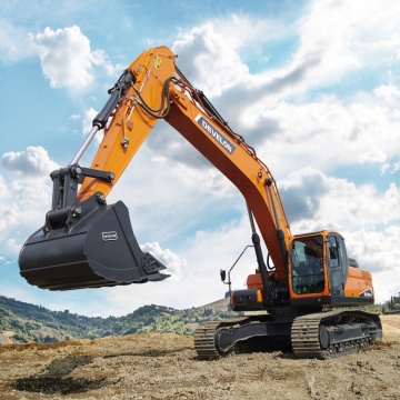 Гусеничный экскаватор DEVELON DX320LC-7M, мощность двигателя 249 л.с.