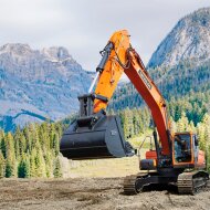 Гусеничный экскаватор DEVELON DX320LC-7M, мощность двигателя 249 л.с.