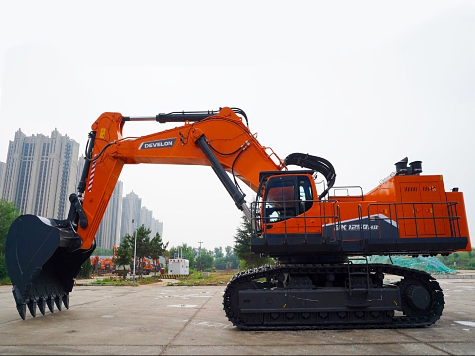 Гусеничный экскаватор DEVELON DX1250LC-7B, мощность двигателя 750 л.с.