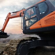Гусеничный экскаватор DEVELON DX360LC-7B, мощность двигателя 291л.с.