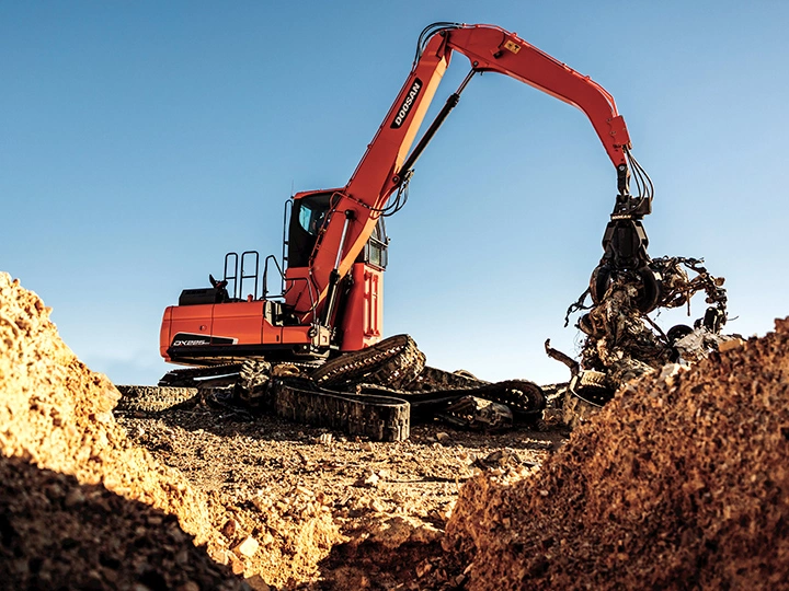 Перегружатель DEVELON DX225MH