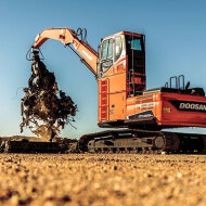 Перегружатель DEVELON DX225MH