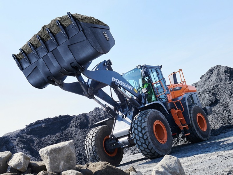 Фронтальный погрузчик DEVELON DL320A-7M