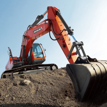 Гусеничный экскаватор DEVELON DX225NLCA, мощность двигателя 157 л.с.