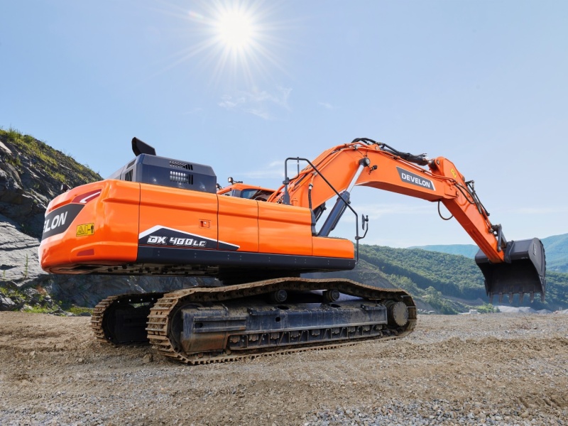 Гусеничный экскаватор DEVELON DX450LC-7B, мощность двигателя 316 л.с.