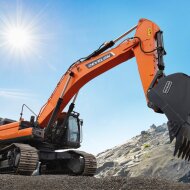 Гусеничный экскаватор DEVELON DX530LC-7B, мощность двигателя 399 л.с.