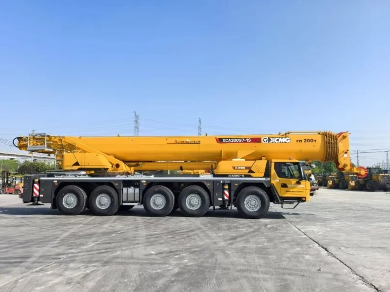 Вседорожный кран XCMG XCA200G7-1S