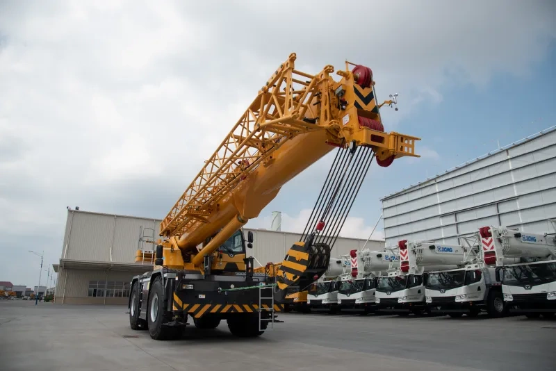 Короткобазный кран XCMG XCR70_S