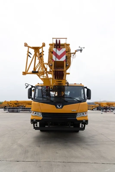 Автокран XCT25L4_ XCMG XCT25L4_S1