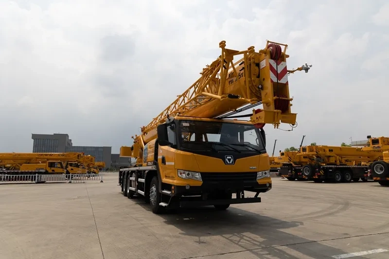 Автокран XCT25L4_ XCMG XCT25L4_S1