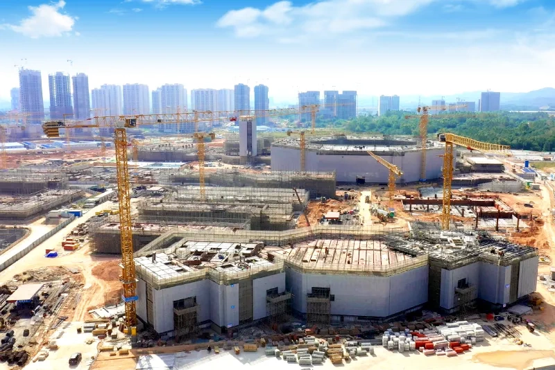 Башенный кран с горизонтальной стрелой XCMG XGT7528A-18S1