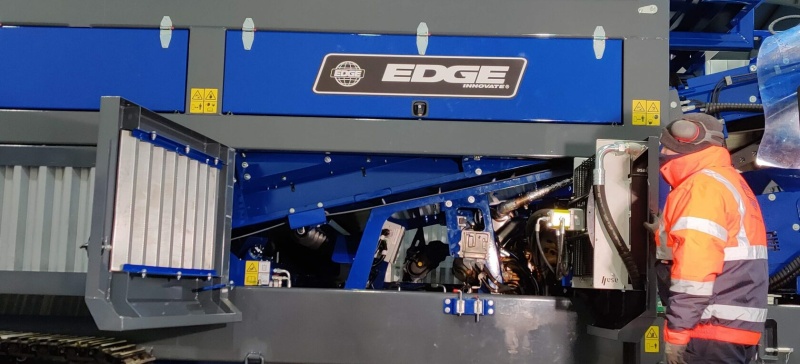 Дробилки Мобильный грохот EDGE TRT 620R