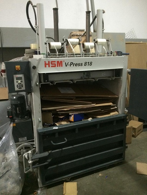 Вертикальный пресс HSM V-Press 818 Plus