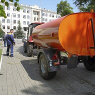 Бочки и цементораспределители Бочка прицеп с керхером на МТЗ