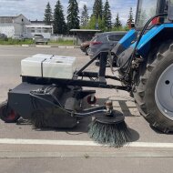 Для тракторов Щетка с бункером на МТЗ