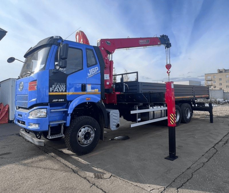 Кран-манипулятор Horyong HRS 216 на шасси FAW CA3310