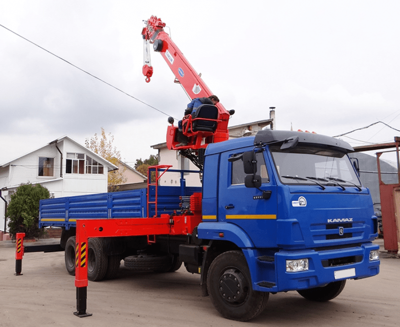Кран-манипулятор Kanglim 1256 G2 на шасси КАМАЗ-65115-48, борт 6500 мм