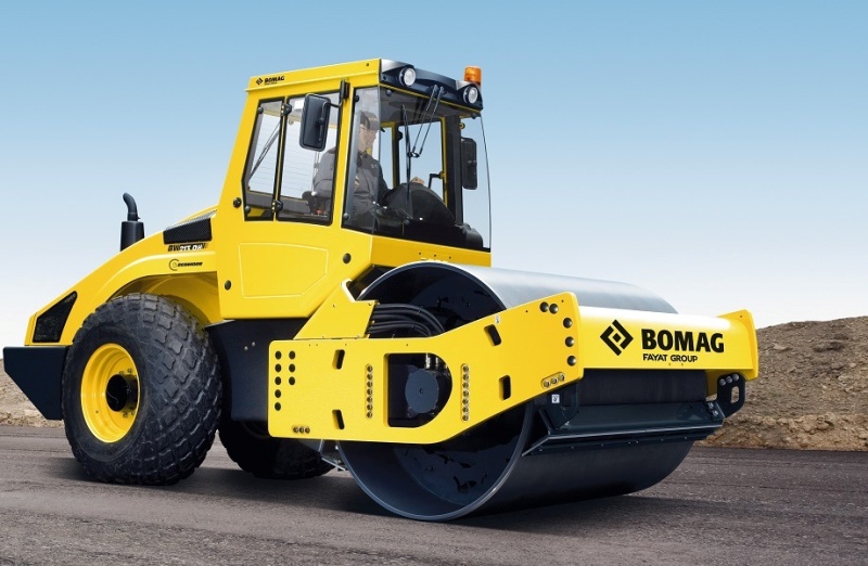 Грунтовый каток BOMAG BW 213 D–5