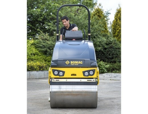 Каток тандемный BOMAG BW 100 AD-5