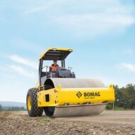 Грунтовый каток BOMAG BW 211 D-40