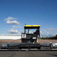 Асфальтоукладчик BOMAG BF 700 C-2