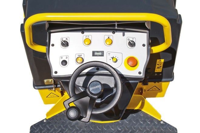 Каток тандемный BOMAG BW 900-50