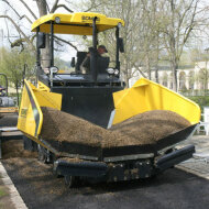 Асфальтоукладчик BOMAG BF 300 P