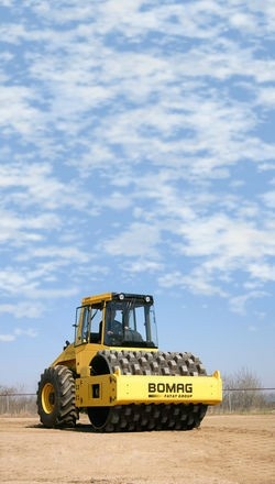 Грунтовый каток BOMAG BW 216 PD-40