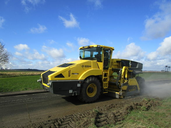 Ресайклеры, стабилизаторы грунта BOMAG Рециклер RS 500