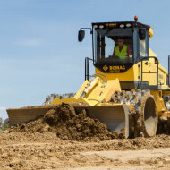 Уплотнитель почвы BOMAG BC 473 EB-3