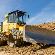 Уплотнитель почвы BOMAG BC 473 EB-3