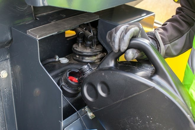 Грунтовый каток BOMAG BW 211 PD-5
