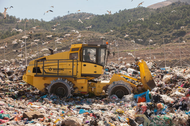 Уплотнитель мусора BOMAG BC 573 RB-3