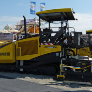 Асфальтоукладчик BOMAG BF 800 C