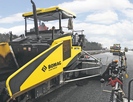 Асфальтоукладчик BOMAG BF 800 C