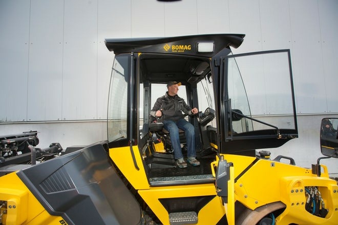 Каток тандемный BOMAG BW 161 AD-50 AM