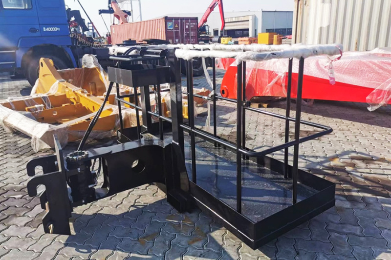 Телескопический погрузчик SANY STH1256A с сертифицированной платформой, двигатель CUMMINS QSF3.8 T3 93 кВт, высота подъема 17,1 м, грузоподъемность 5440 кг