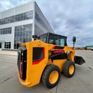 Мини-погрузчик SANY SS210R